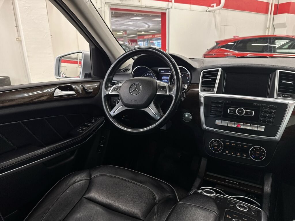 Mercedes-Benz GL 2013 Harmaa