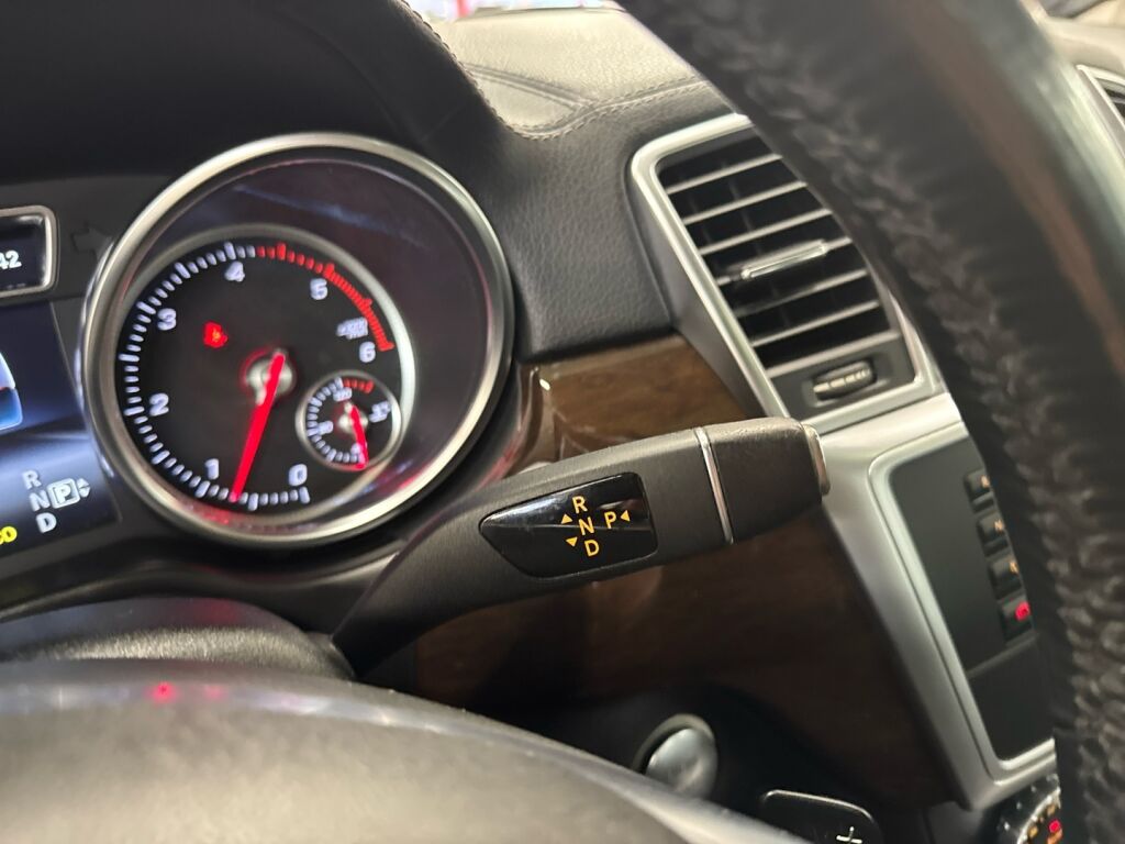 Mercedes-Benz GL 2013 Harmaa