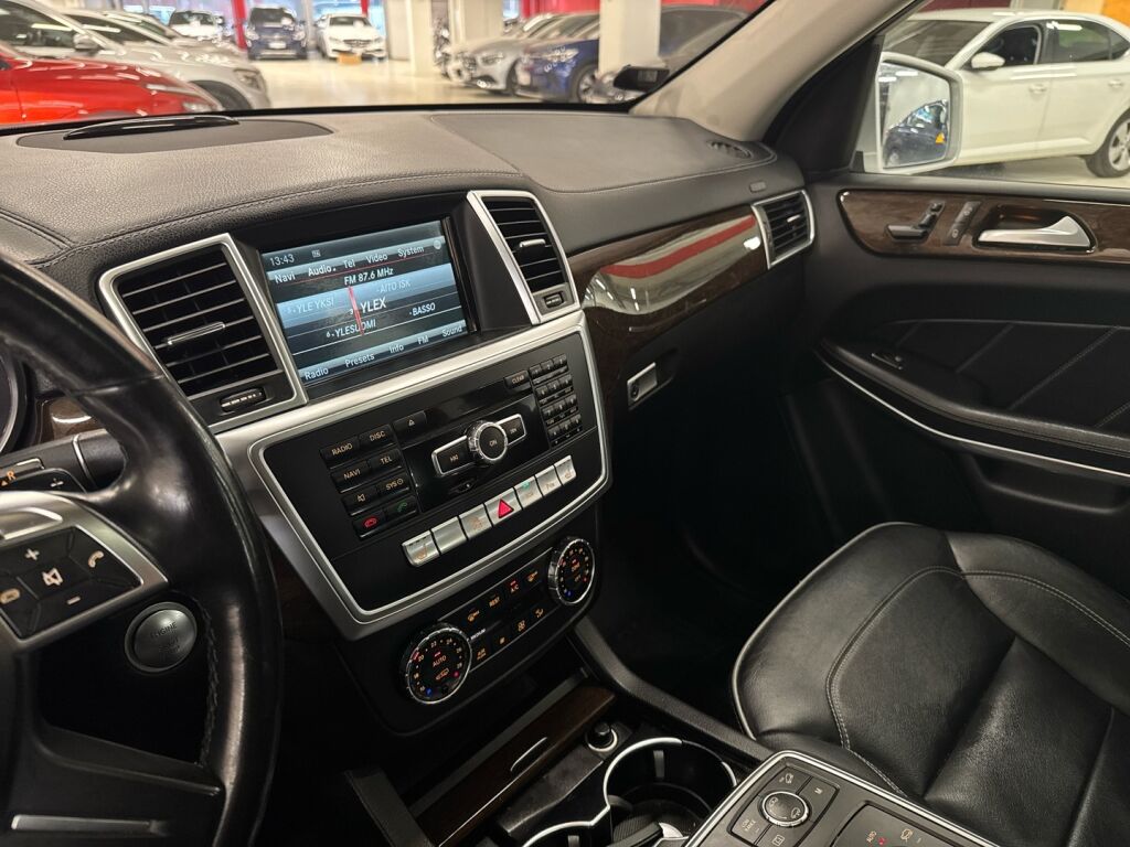 Mercedes-Benz GL 2013 Harmaa