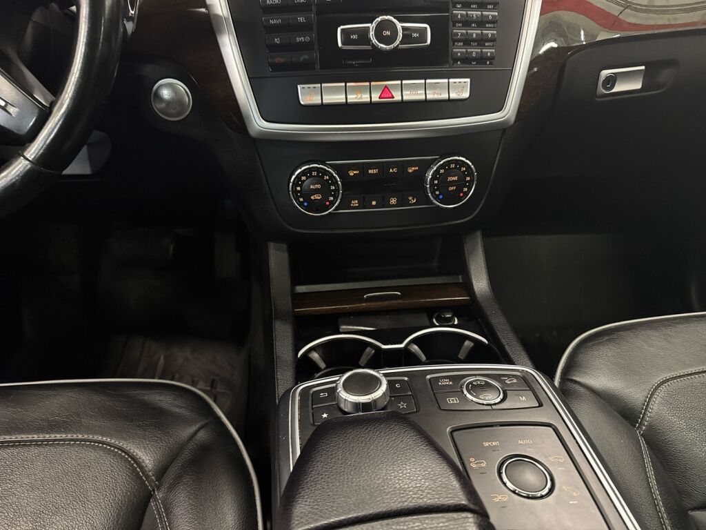 Mercedes-Benz GL 2013 Harmaa