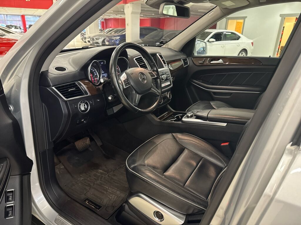 Mercedes-Benz GL 2013 Harmaa