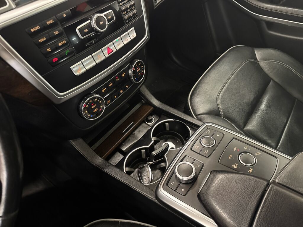 Mercedes-Benz GL 2013 Harmaa