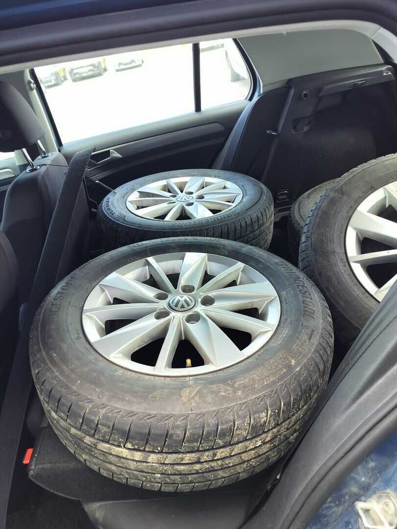 Volkswagen Golf 2013 Sininen