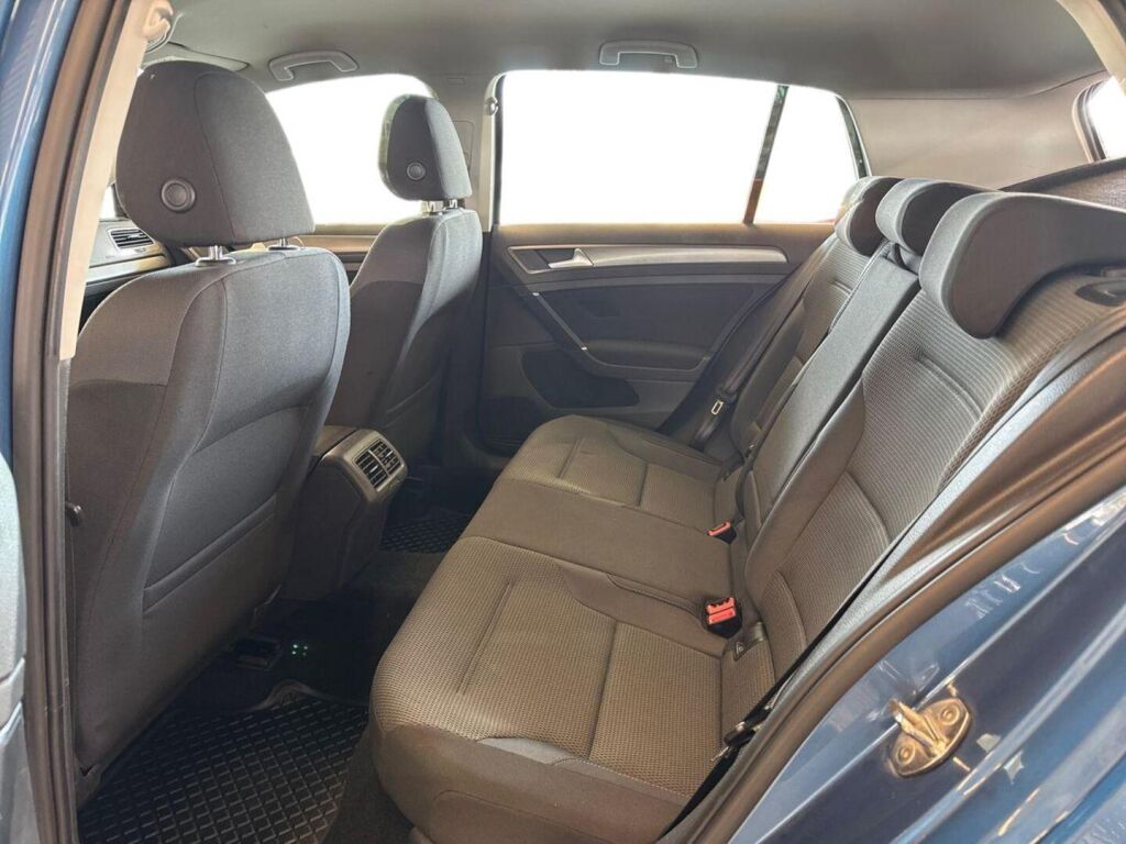 Volkswagen Golf 2013 Sininen