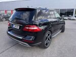 Mercedes-Benz ML 2013 Musta