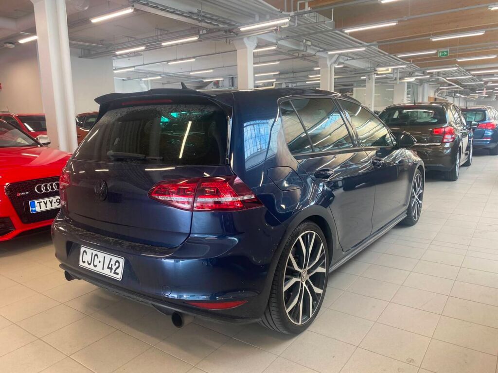 Volkswagen Golf 2013 Sininen