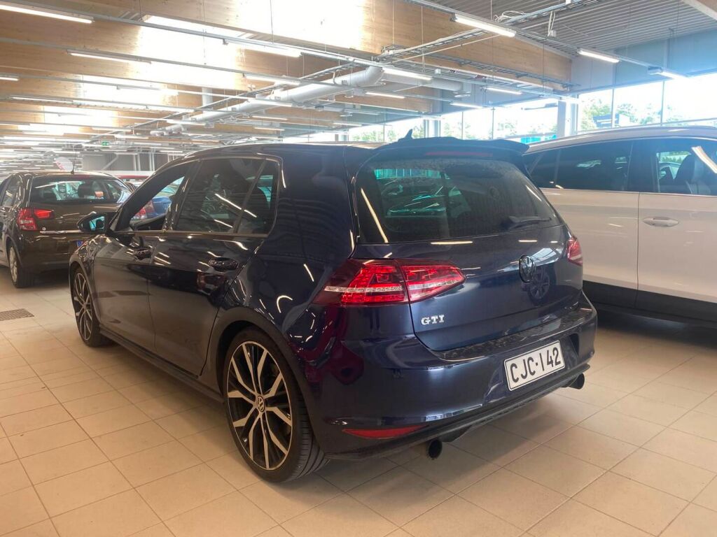 Volkswagen Golf 2013 Sininen