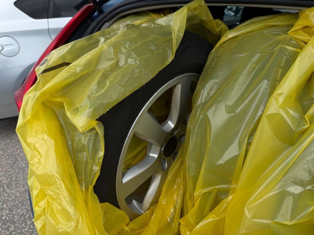 Volvo V60 2013 Sininen