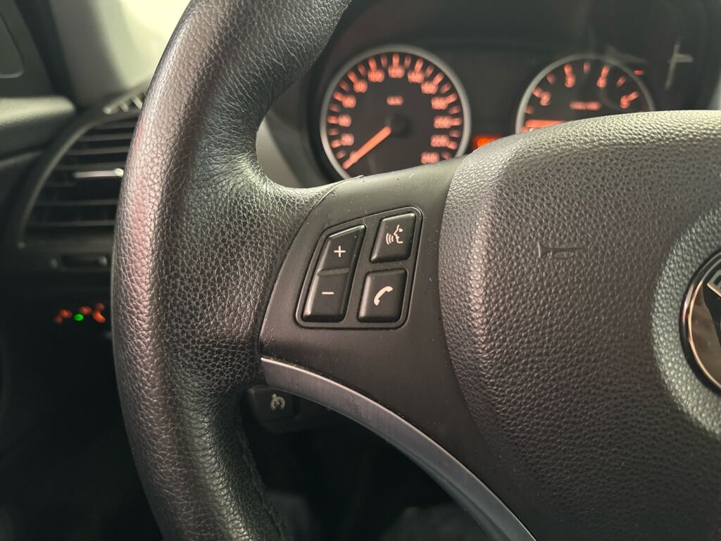 BMW 116 2009 Sininen