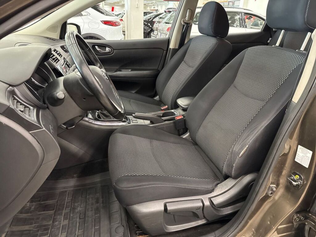 Nissan Pulsar 2015 Ruskea (beige)