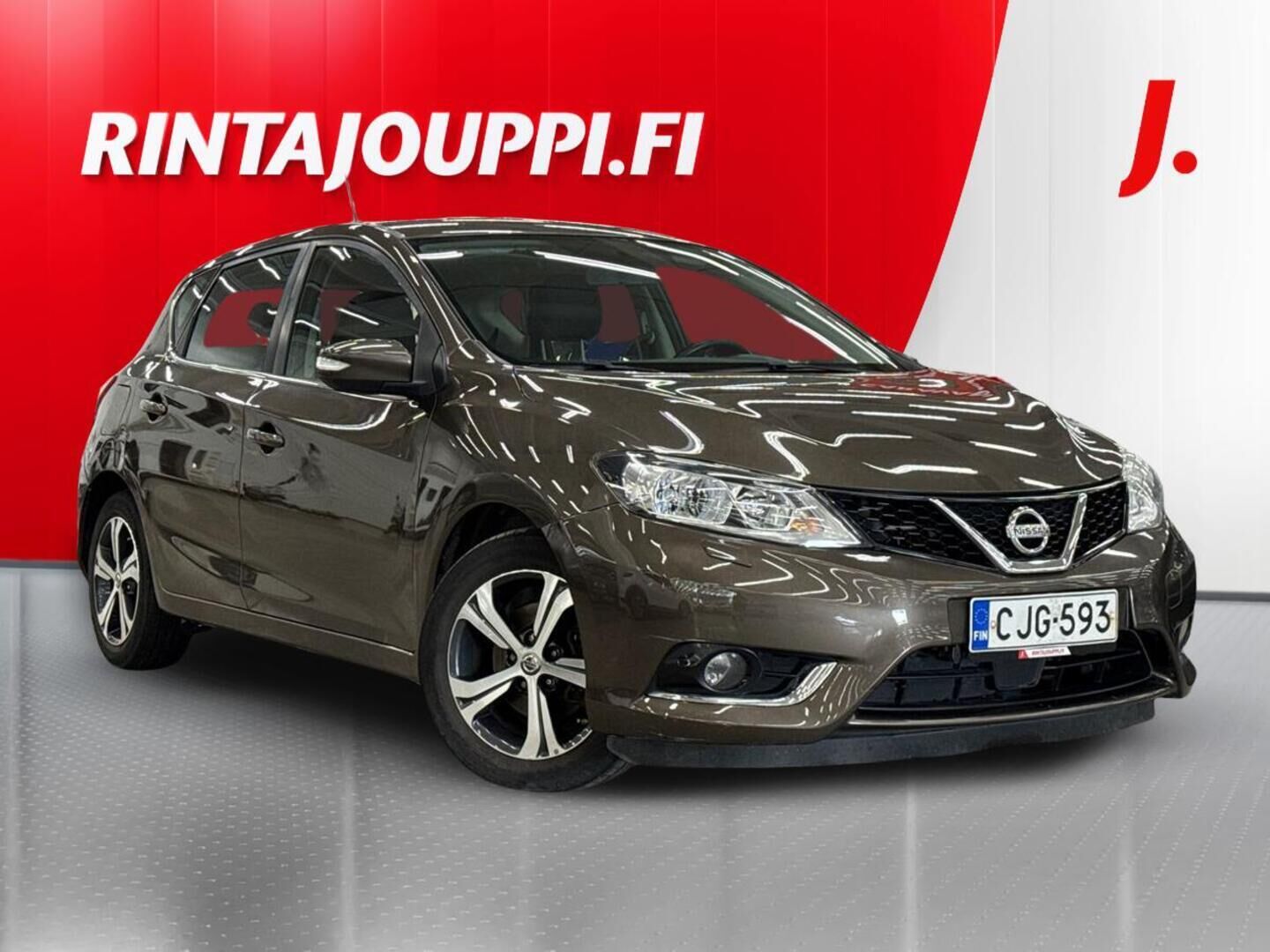 Ruskea (beige) Nissan Pulsar