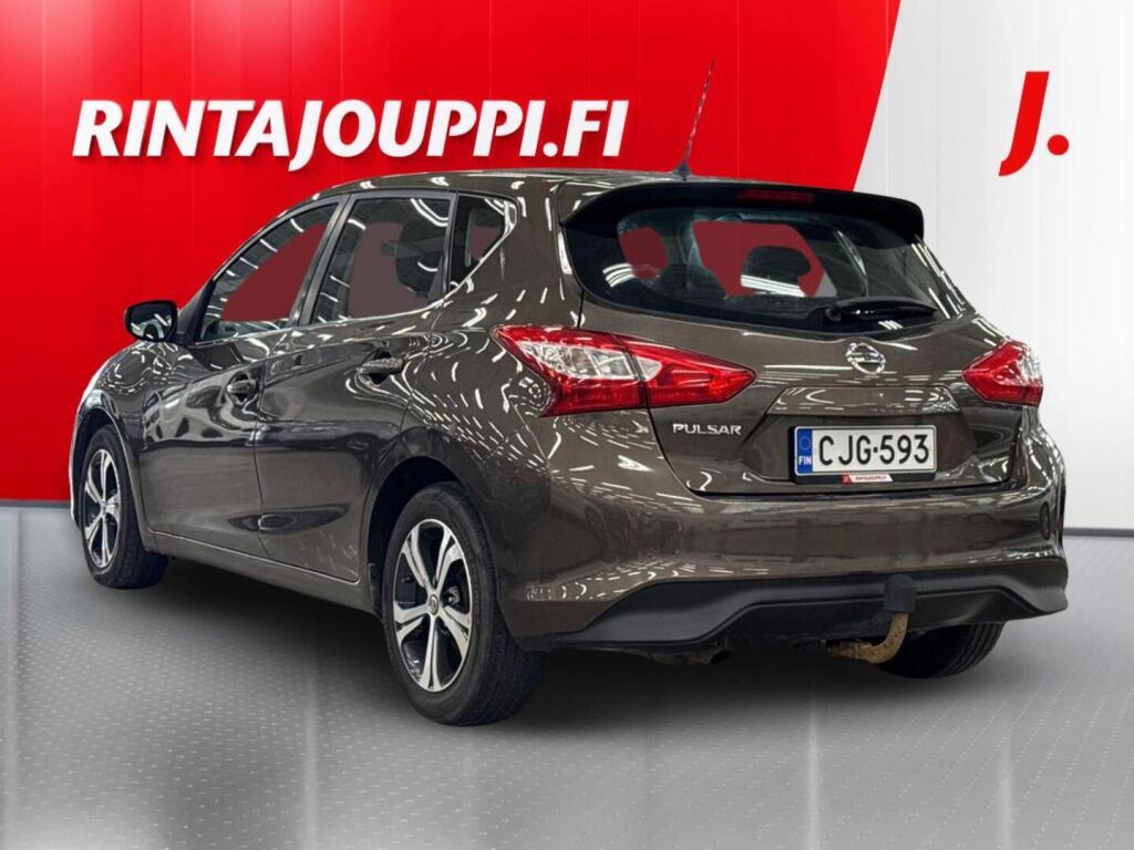 Nissan Pulsar 2015 Ruskea (beige)