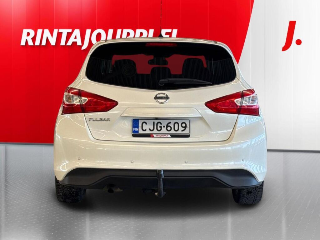 Nissan Pulsar 2015 Valkoinen
