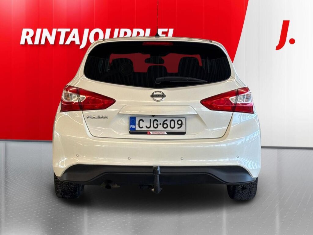 Nissan Pulsar 2015 Valkoinen