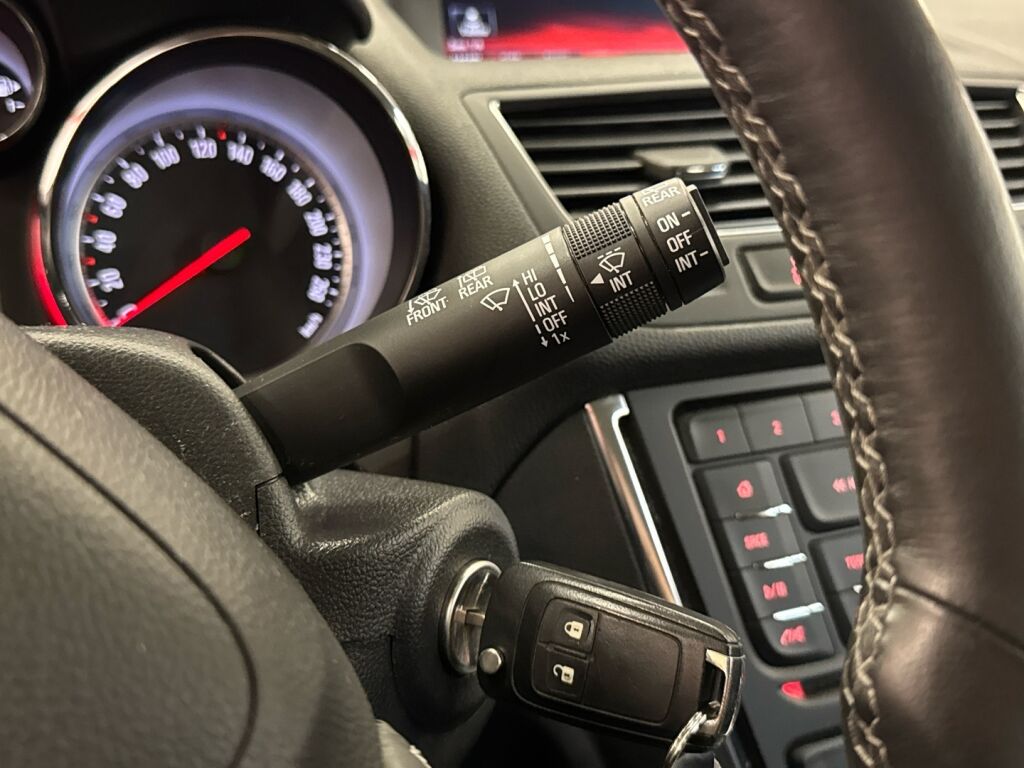 Opel Mokka 2015 Valkoinen