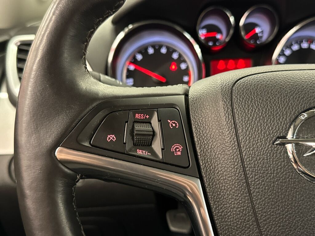 Opel Mokka 2015 Valkoinen