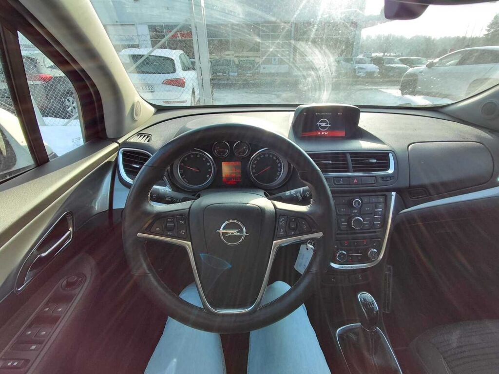 Opel Mokka 2015 Valkoinen