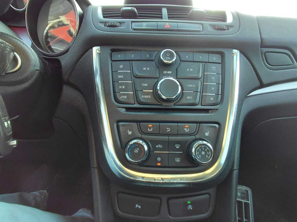 Opel Mokka 2015 Valkoinen