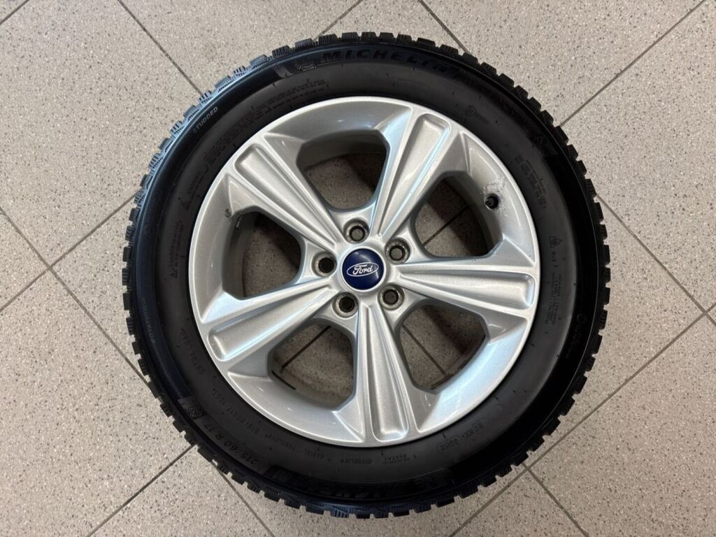 Ford Kuga 2015 Ruskea (beige)