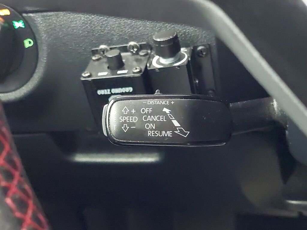 Skoda Octavia 2014 Musta