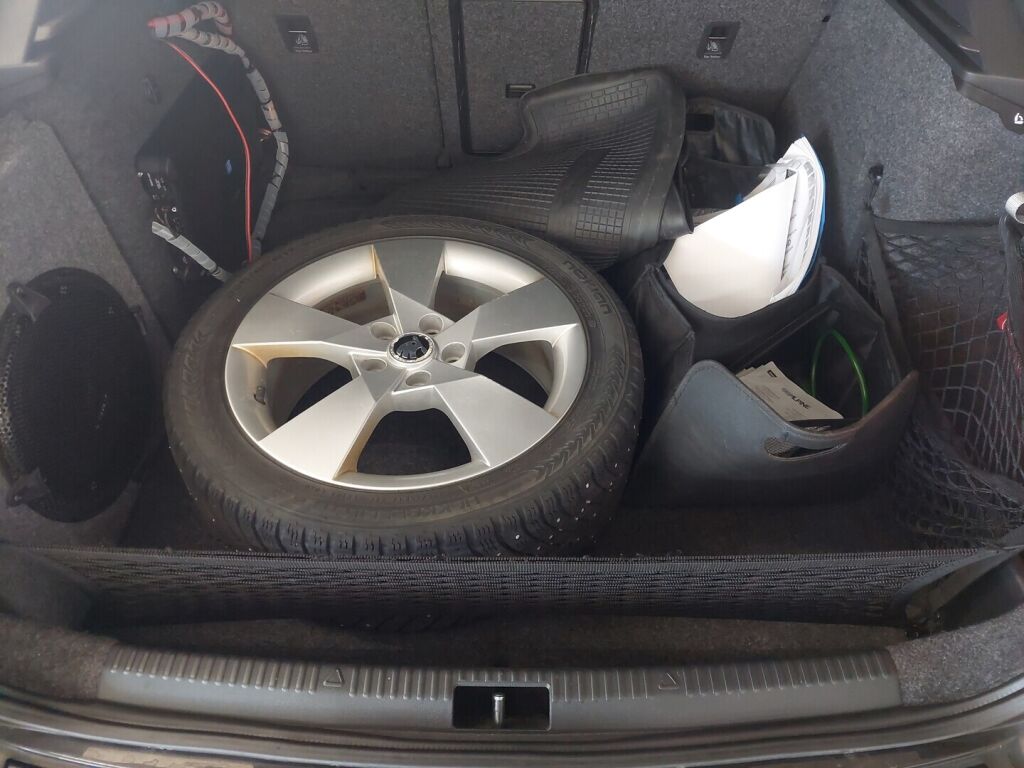 Skoda Octavia 2014 Musta