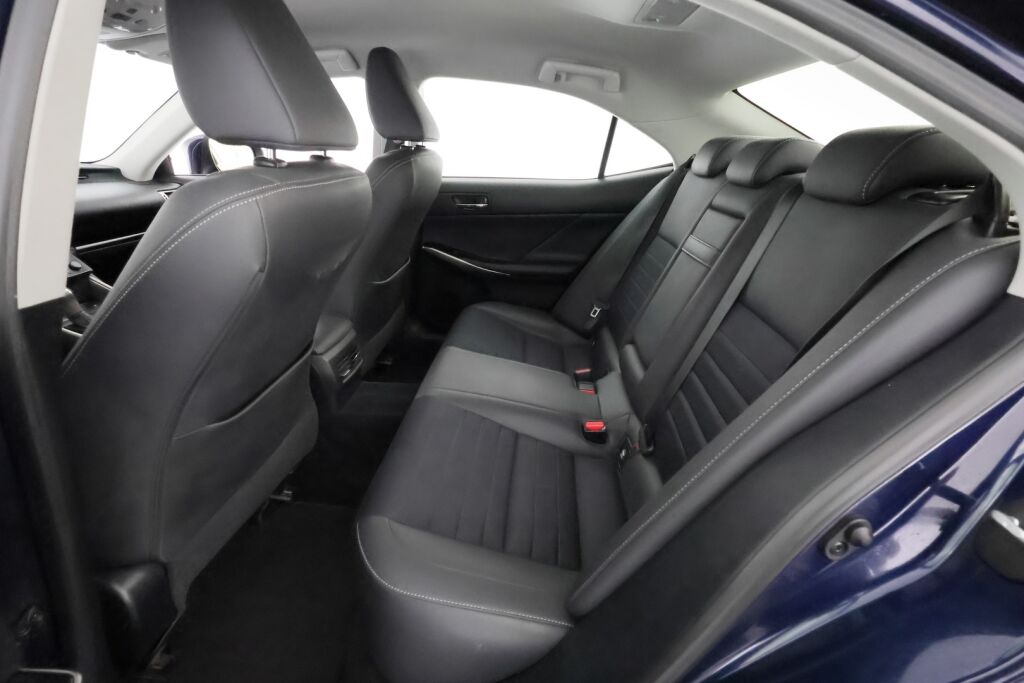 Lexus IS 2014 Sininen