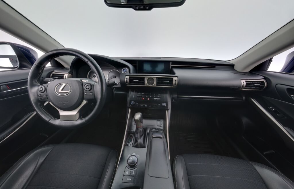 Lexus IS 2014 Sininen