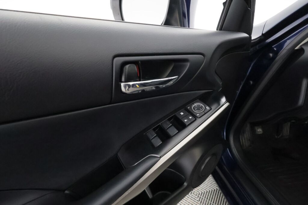 Lexus IS 2014 Sininen