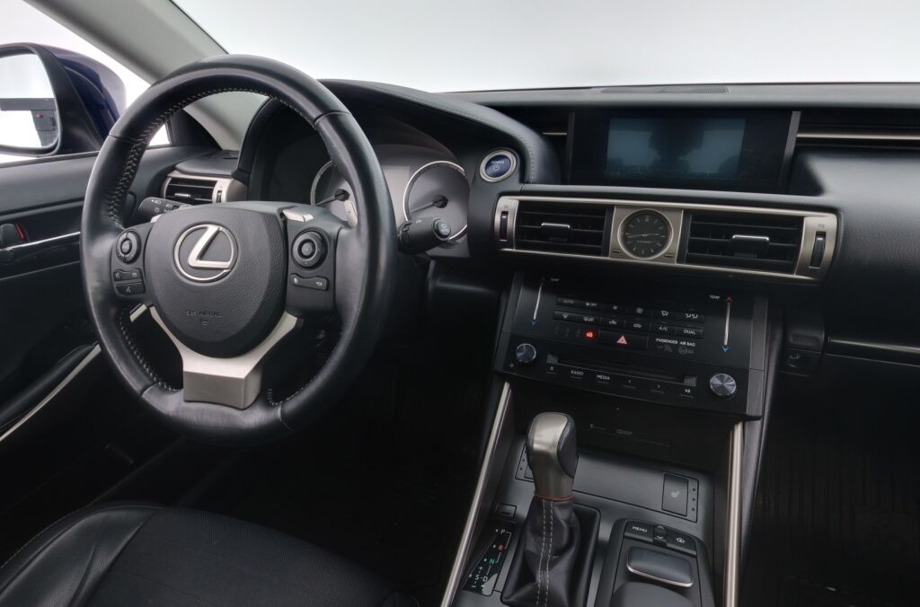 Lexus IS 2014 Sininen