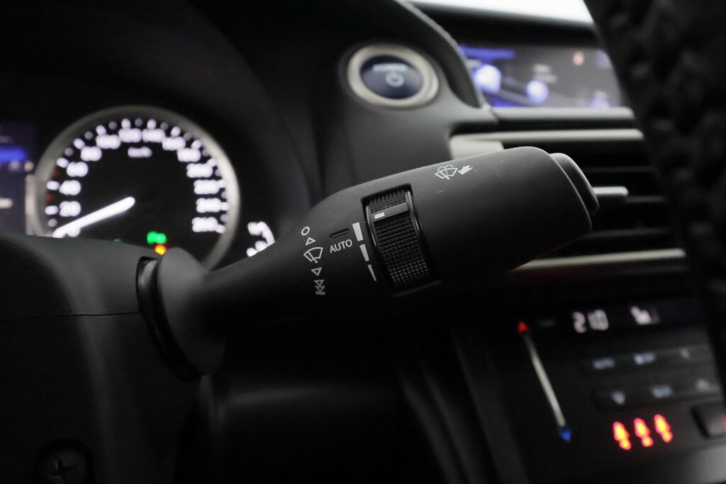 Lexus IS 2014 Sininen