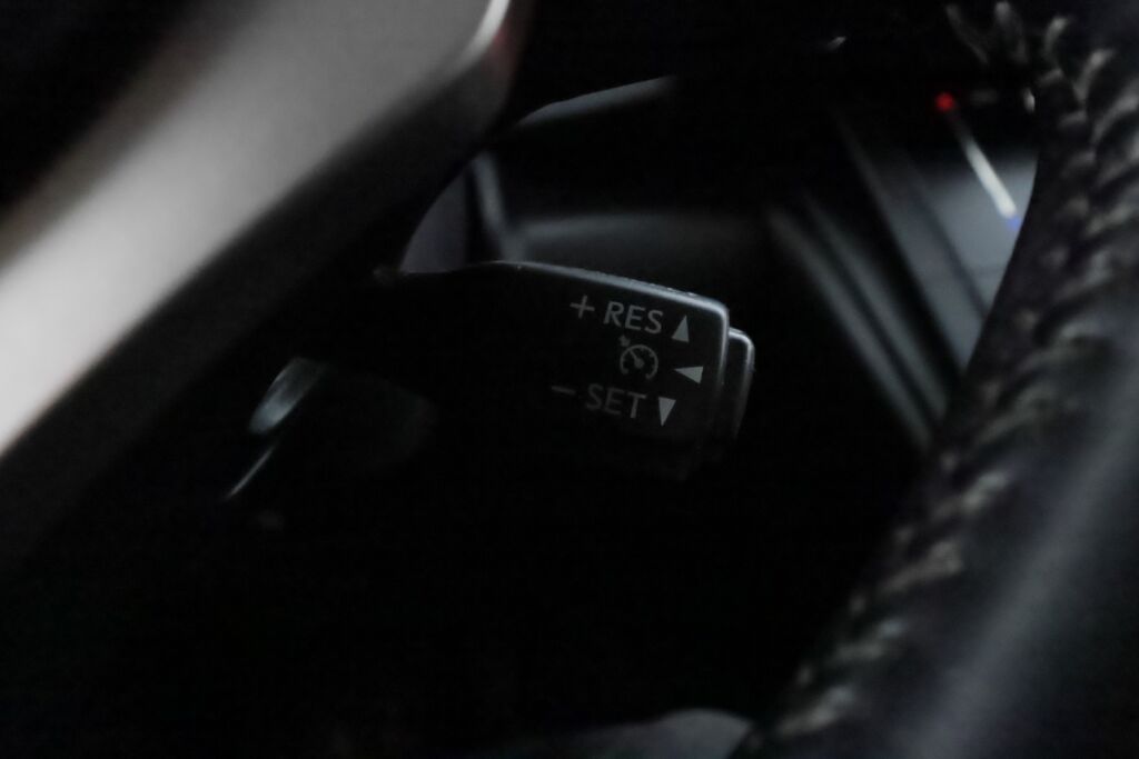 Lexus IS 2014 Sininen