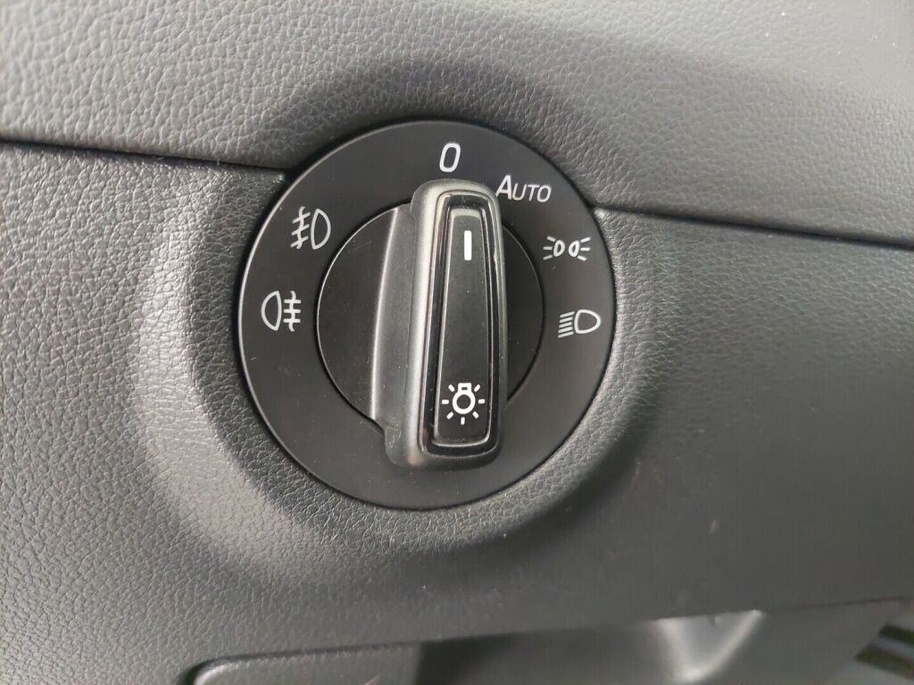 Skoda Octavia 2014 Valkoinen