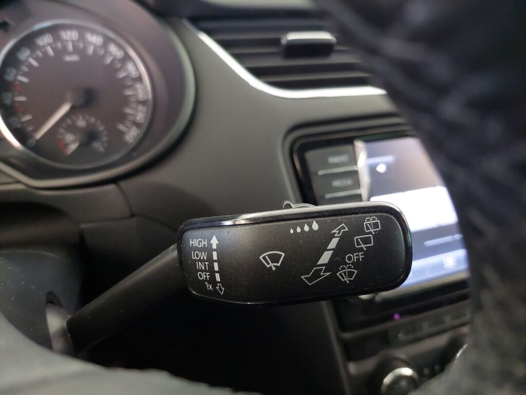 Skoda Octavia 2014 Valkoinen