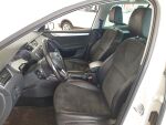 Skoda Octavia 2014 Valkoinen