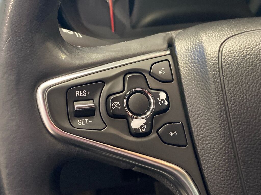 Opel Insignia 2015 Ruskea (beige)