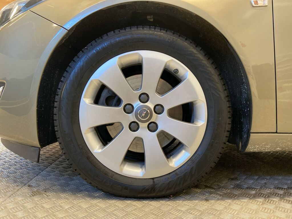 Opel Insignia 2015 Ruskea (beige)