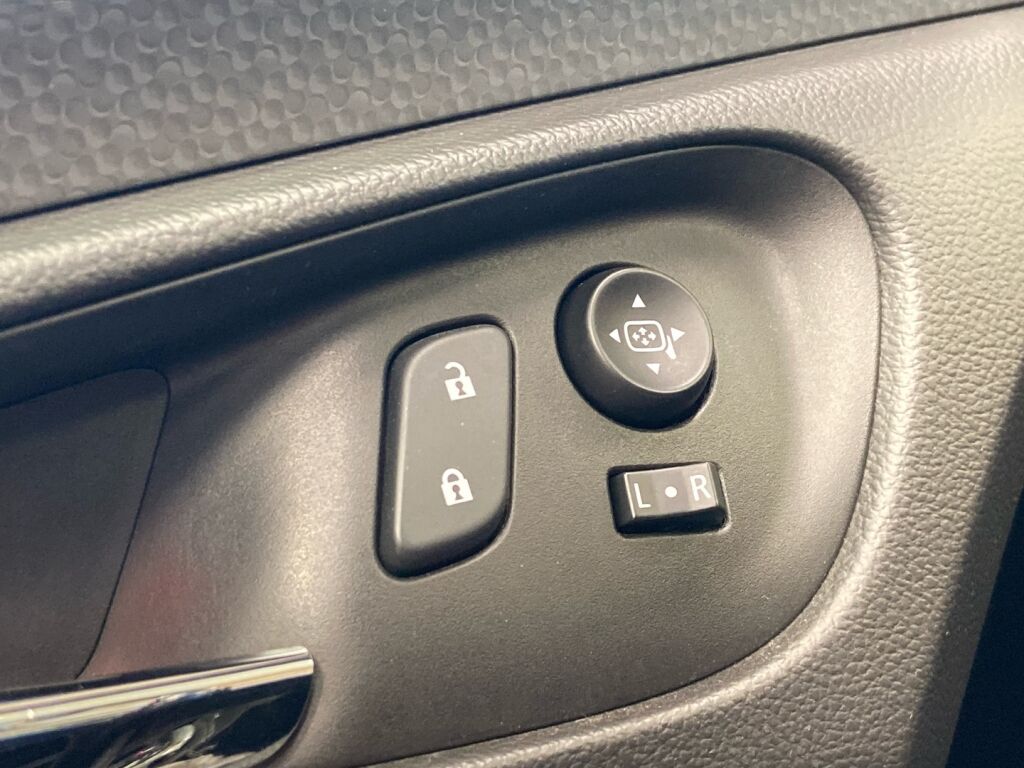 Opel Insignia 2015 Ruskea (beige)