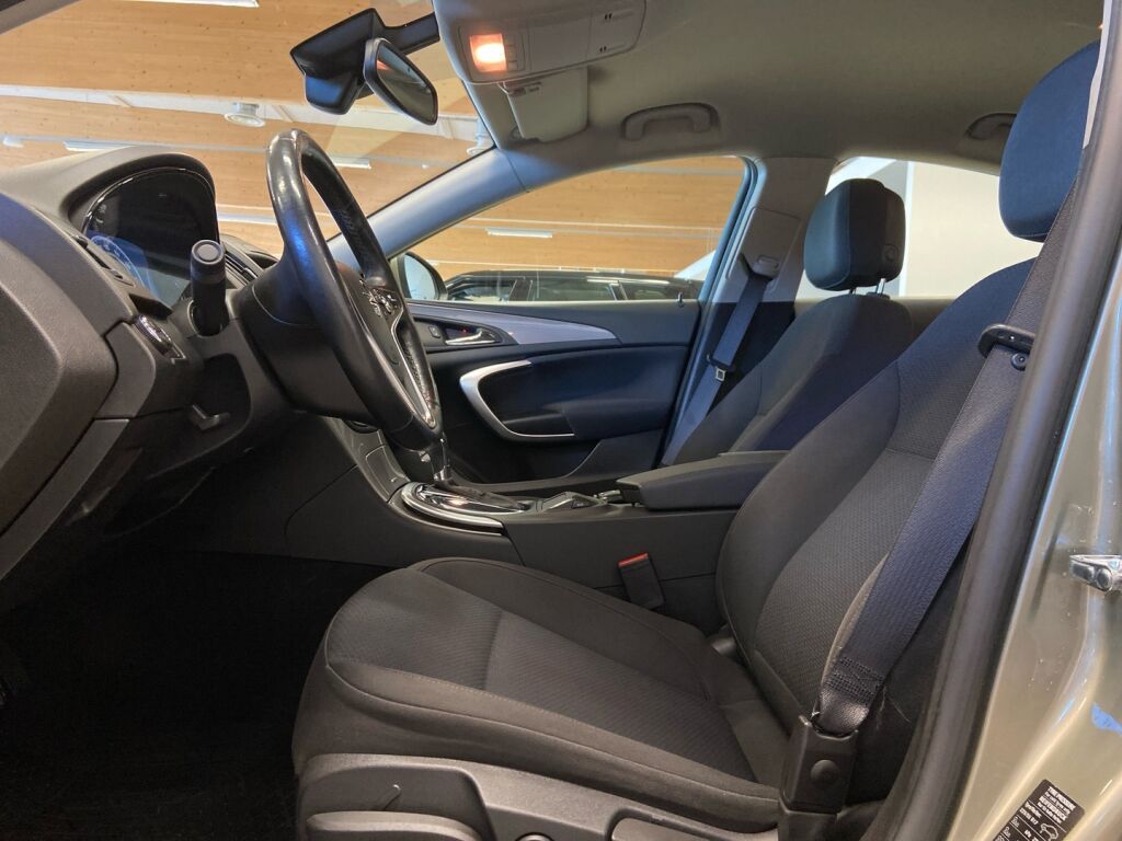 Opel Insignia 2015 Ruskea (beige)