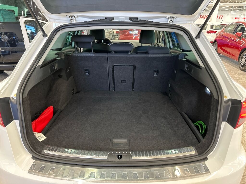 Seat Leon ST 2014 Valkoinen