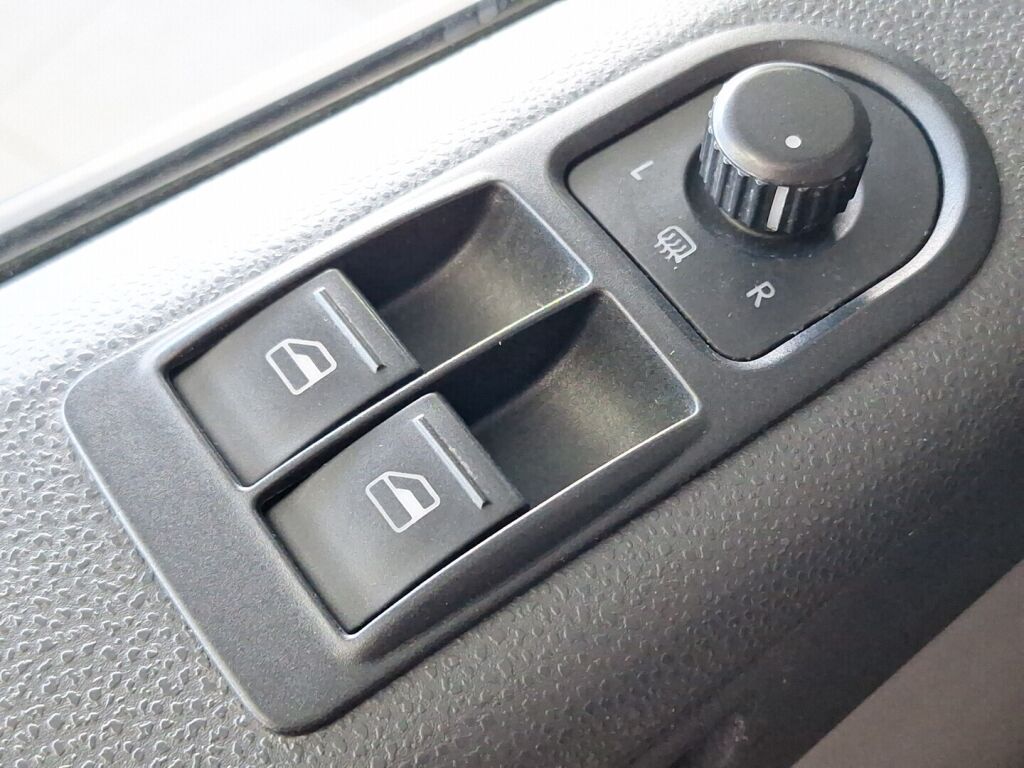Volkswagen Transporter 2015 Sininen