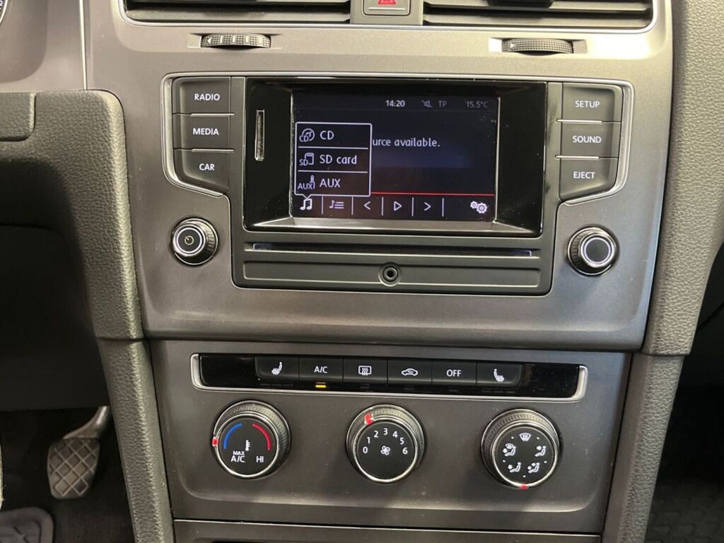 Volkswagen Golf 2014 Punainen