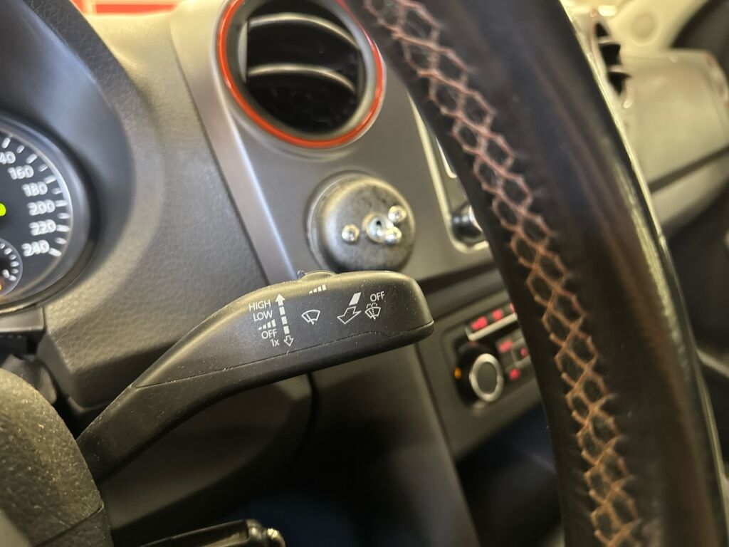 Volkswagen Amarok 2014 Oranssi