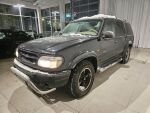 Ford Explorer 2001 Musta