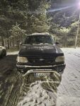 Ford Explorer 2001 Musta
