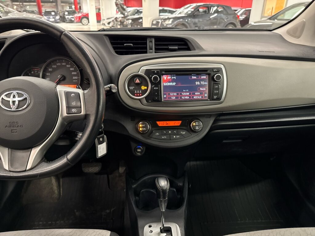 Toyota Yaris 2014 Hopea