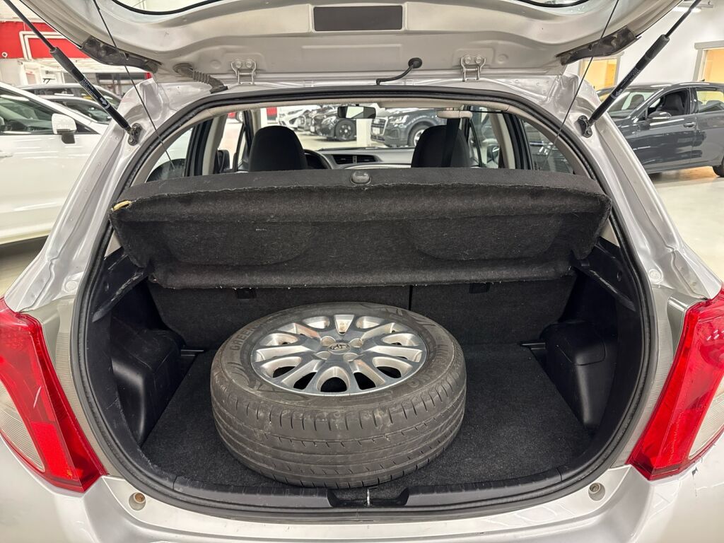 Toyota Yaris 2014 Hopea