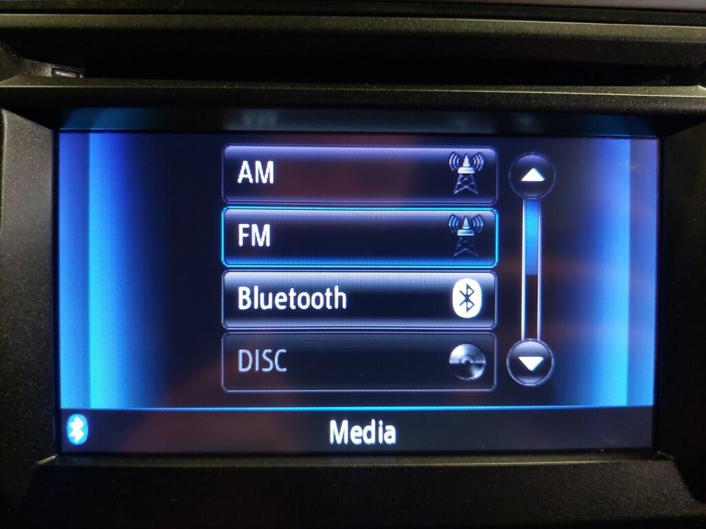 Toyota Auris 2014 Harmaa