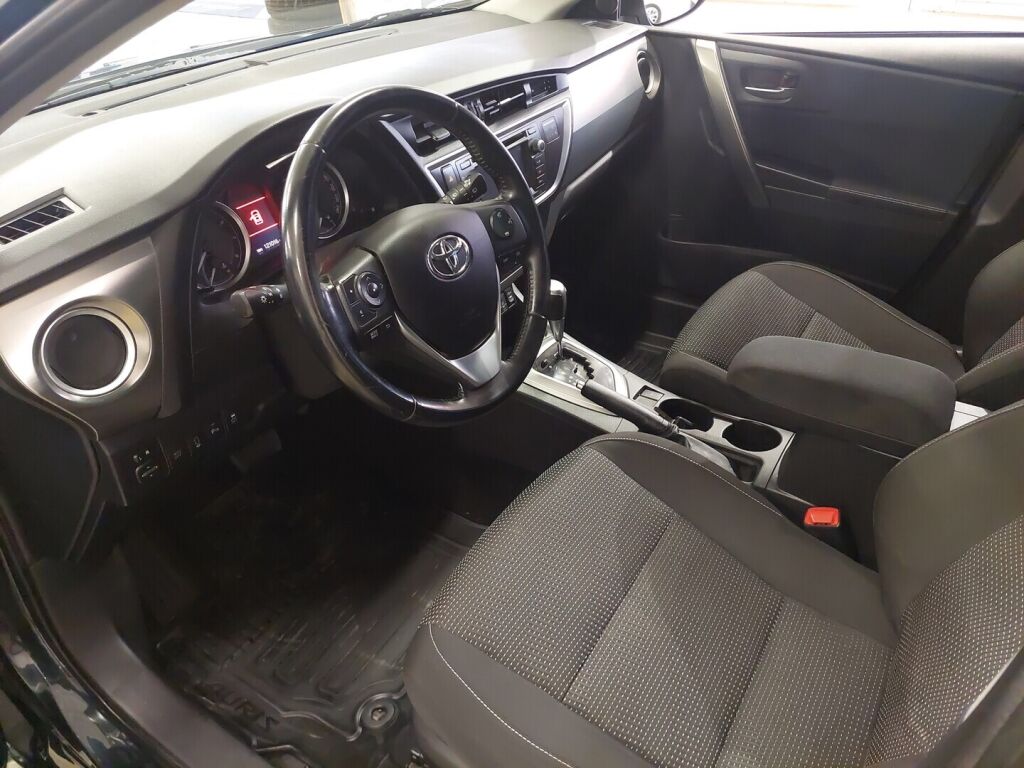 Toyota Auris 2014 Harmaa