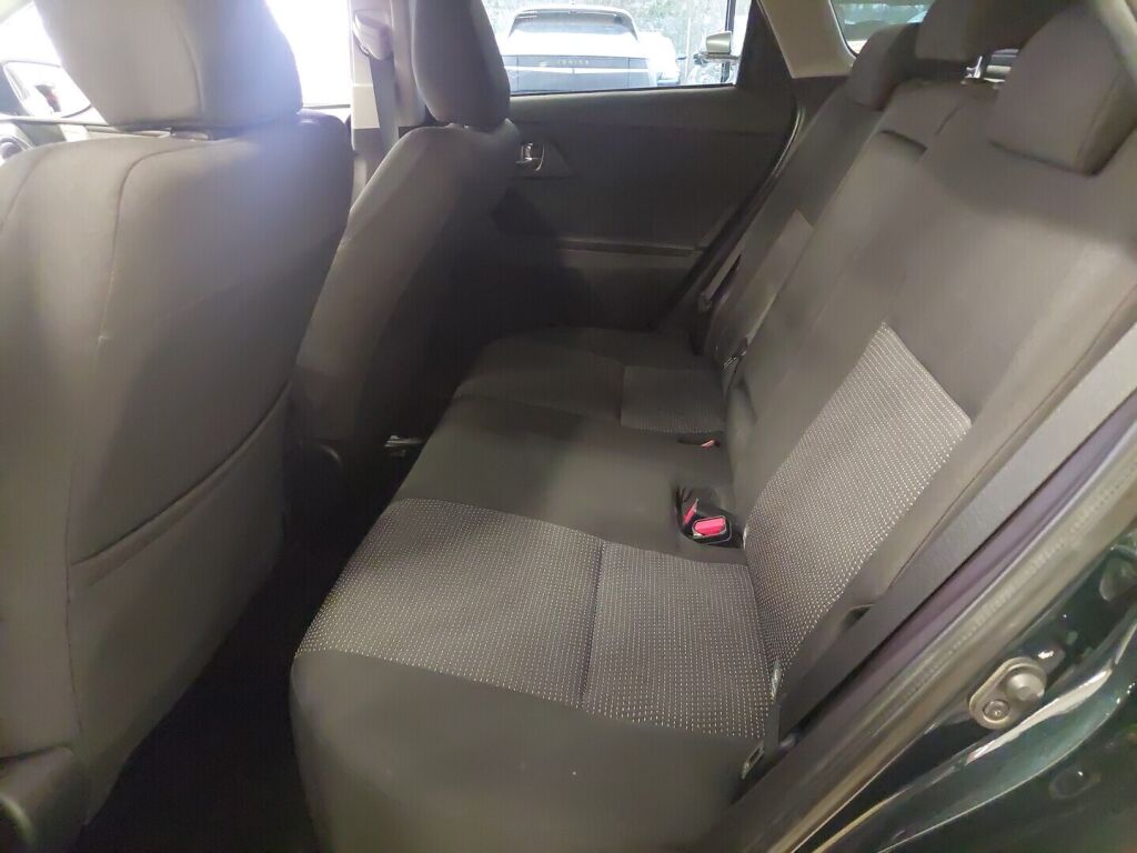 Toyota Auris 2014 Harmaa