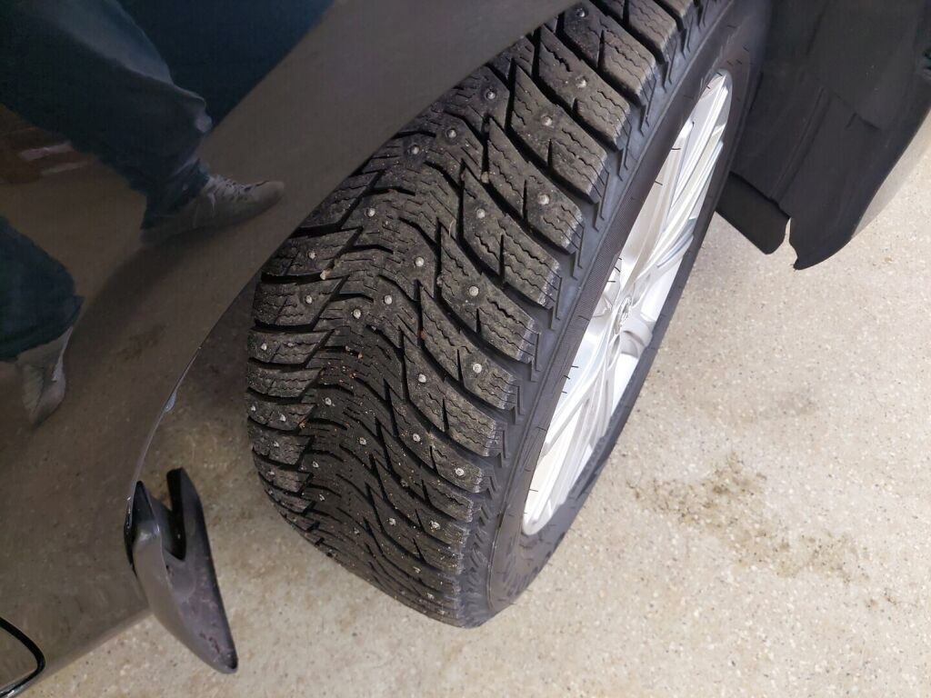 Toyota Auris 2014 Harmaa